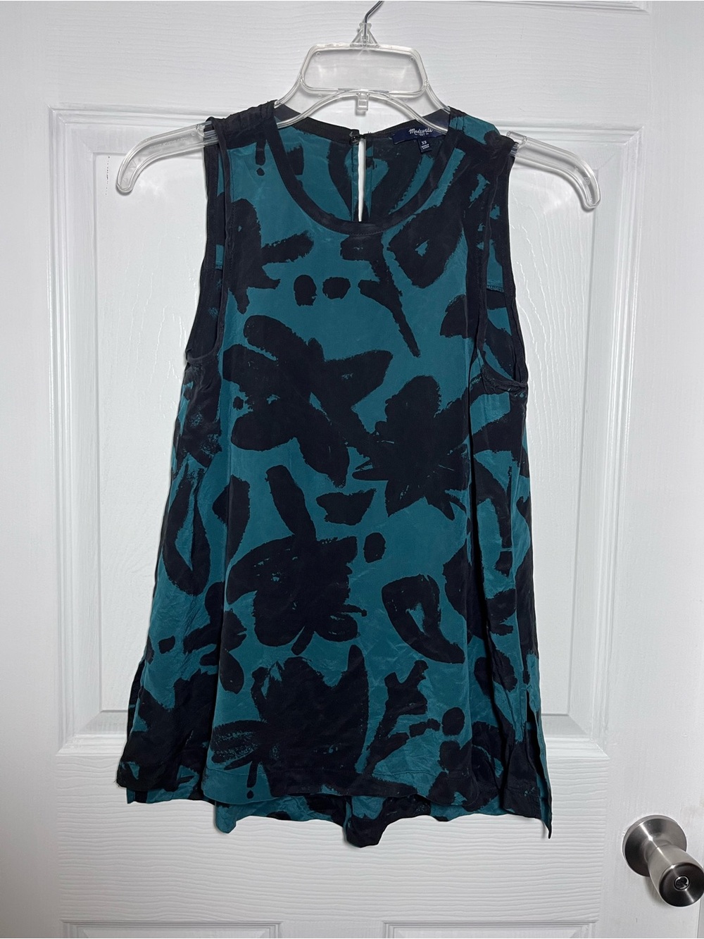 Madewell 100% Silk Teal and Black Floral Sleeveless Tank